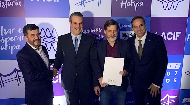 ACIF e Armazém Cloud: parceria para instalação de datacenter em Florianópolis ACIF e Armazém Cloud: parceria para instalação de datacenter em Florianópolis